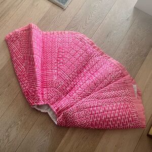 Lilly Pulitzer Christmas Tree Skirt in Tisket Tasket NWT